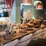 Mercure Omer Centre Gare 4*