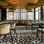 Ξενοδοχείο Mercure Omer Centre Gare 4*