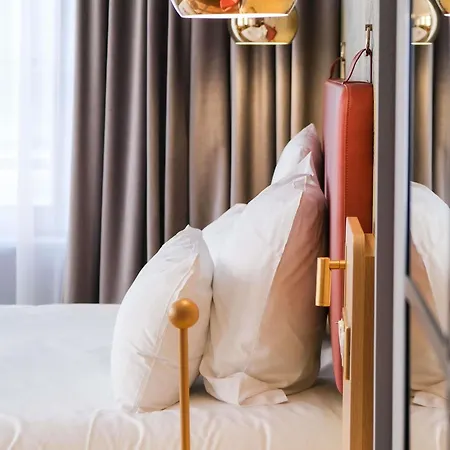 布列塔尼酒店 4*