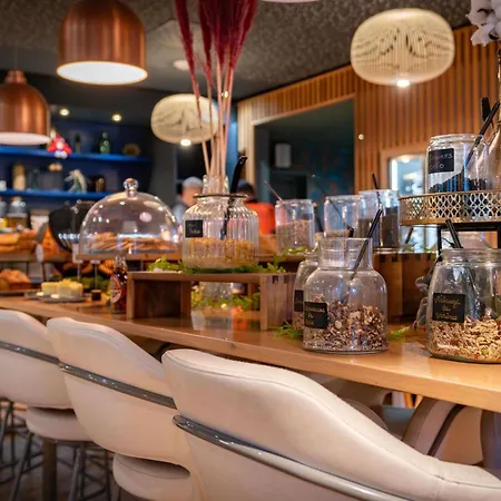 Mercure Omer Centre Gare فندق سانت-أومير