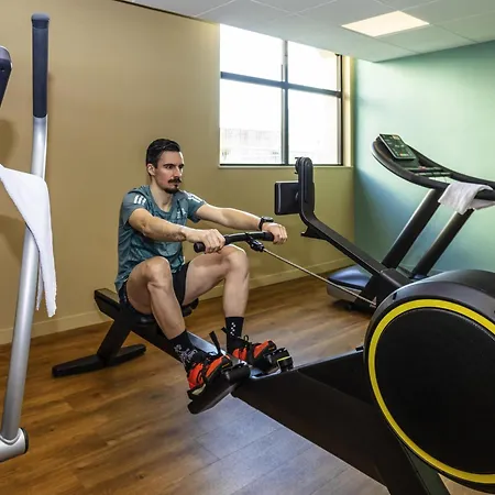 布列塔尼酒店 圣奥梅尔