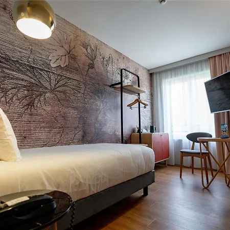 Hotel Mercure Omer Centre Gare 4*